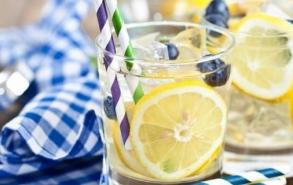 柠檬泡水长期饮用有害吗