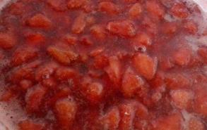 熬草莓酱为什么这么多泡沫