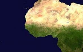 非洲的地势特点是什么